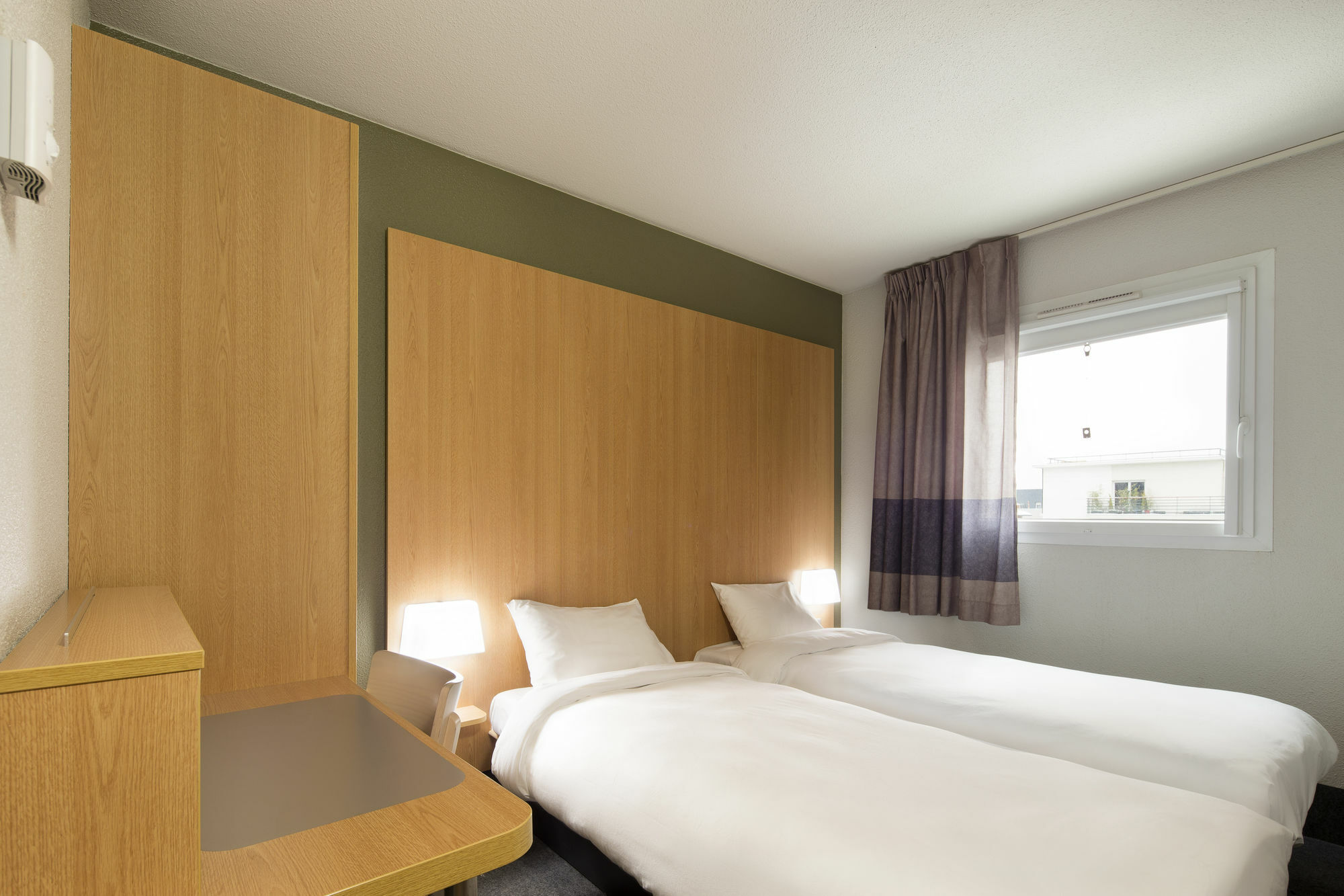 B&B Hotel Rennes Ouest Villejean エクステリア 写真