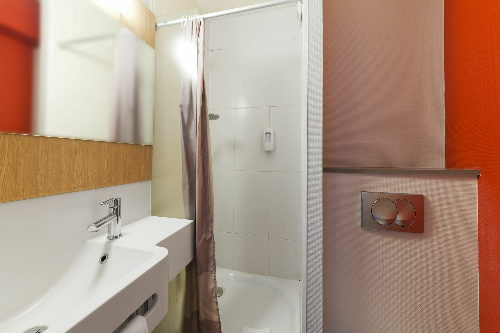 B&B Hotel Rennes Ouest Villejean エクステリア 写真