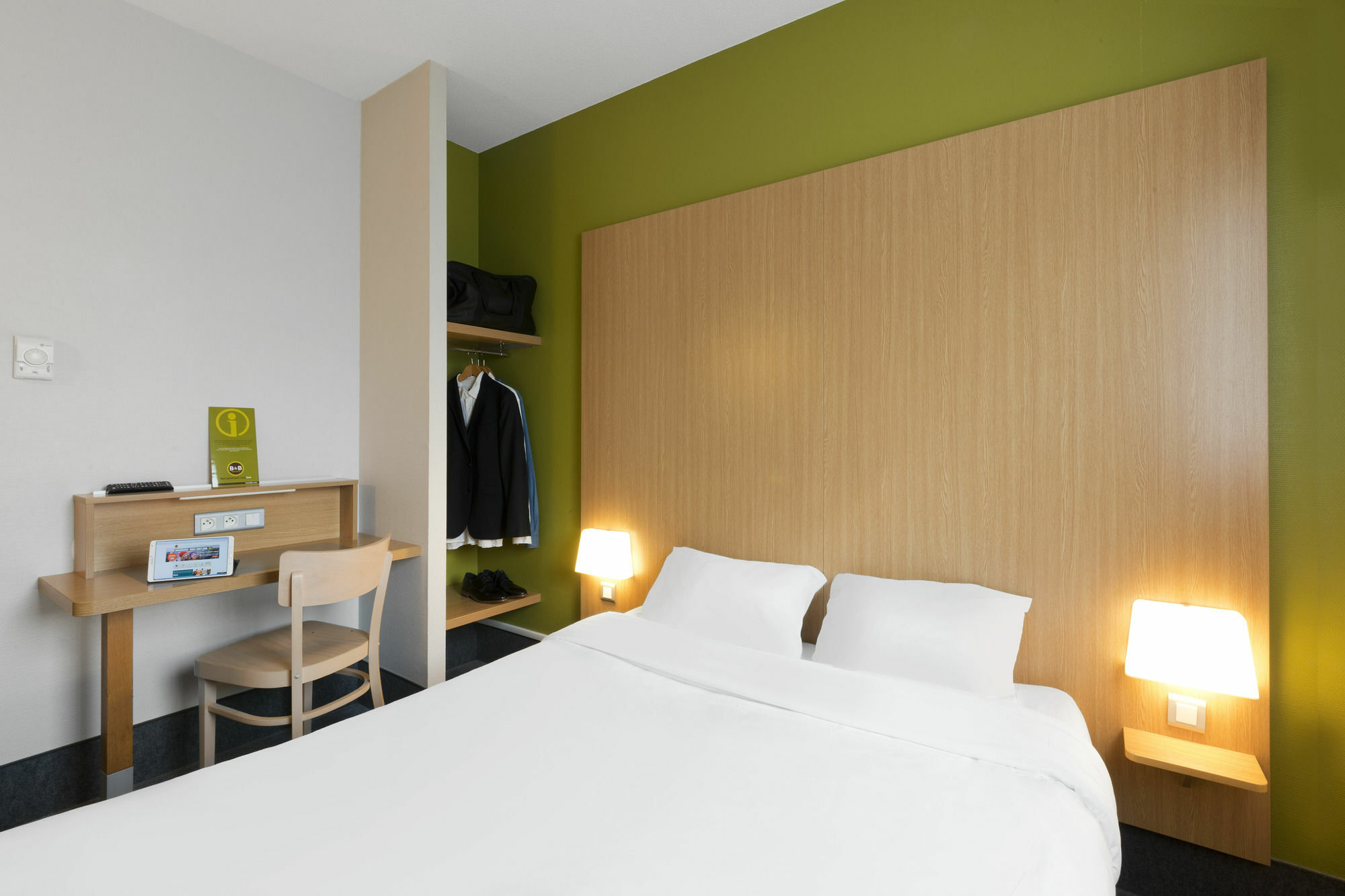 B&B Hotel Rennes Ouest Villejean エクステリア 写真